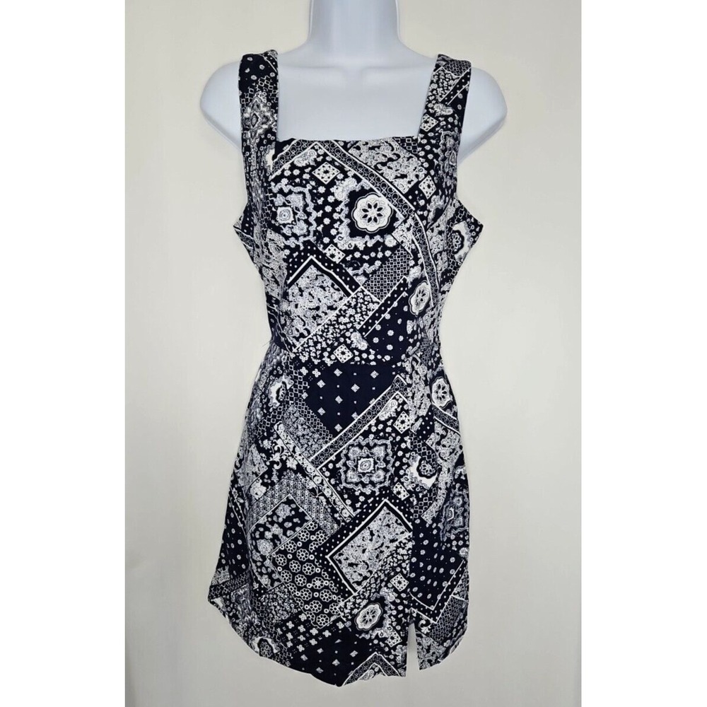 Monteau Los Angeles Junior's Navy Blue Sleeveless Pullover Dress Size Small NWOT